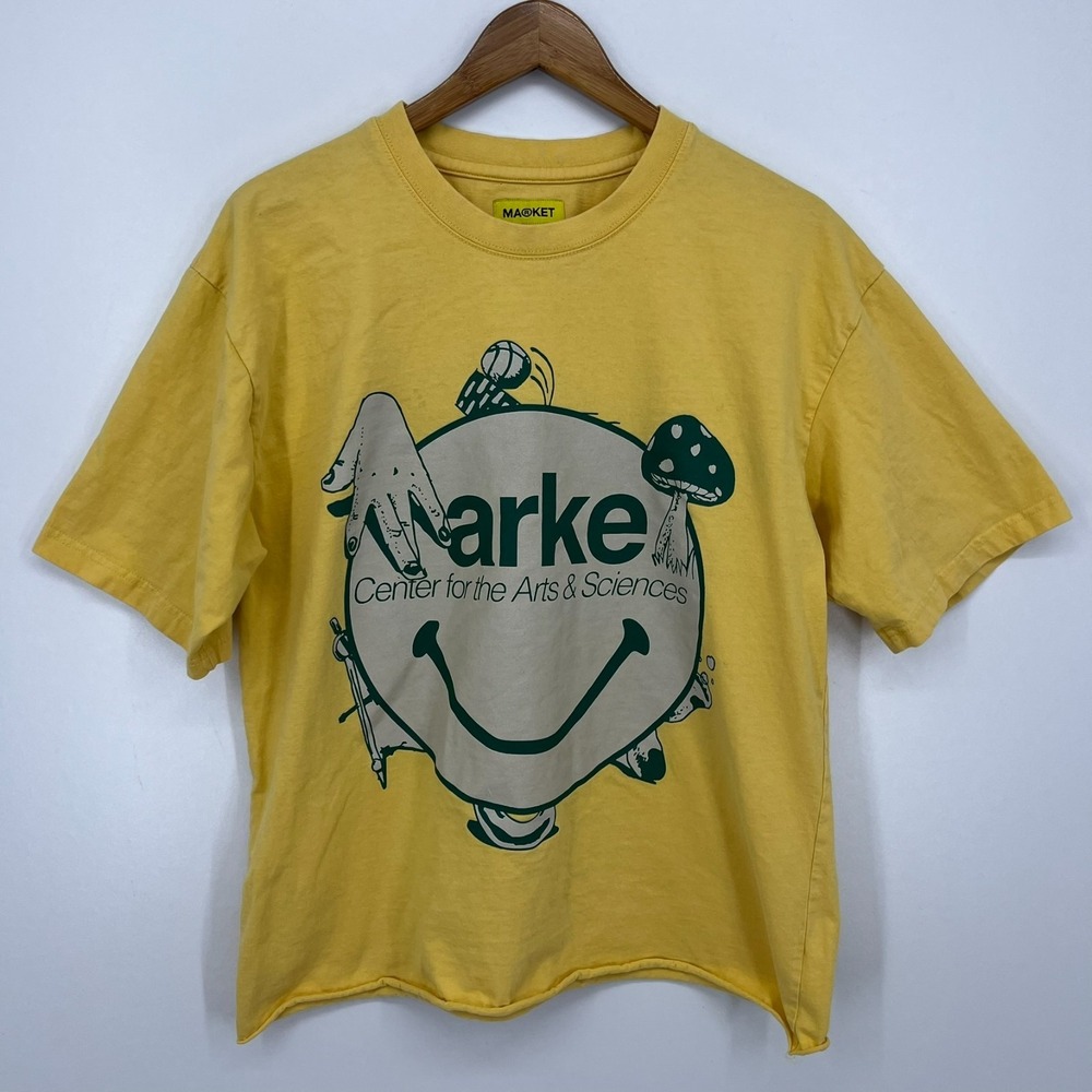 Market T-Shirt Men's Size L Yellow Crew Neck Short Sleeve Art Sciences